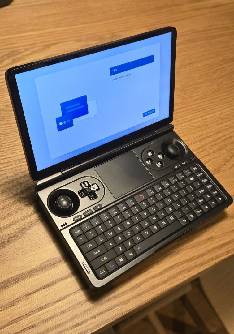 GPD WIN Mini 2024 8840U 32GB/1TB 美品