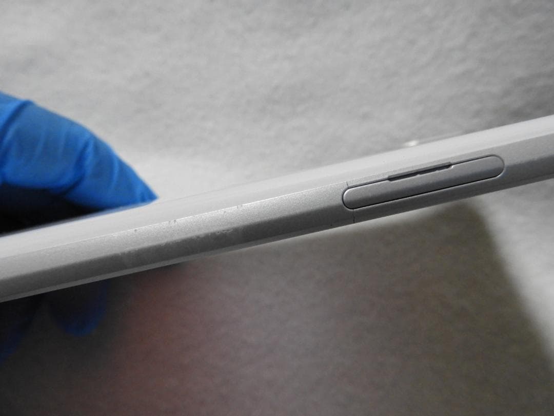 SHARP AQUOS sense3 plus 901SH SIMフリー 難あり