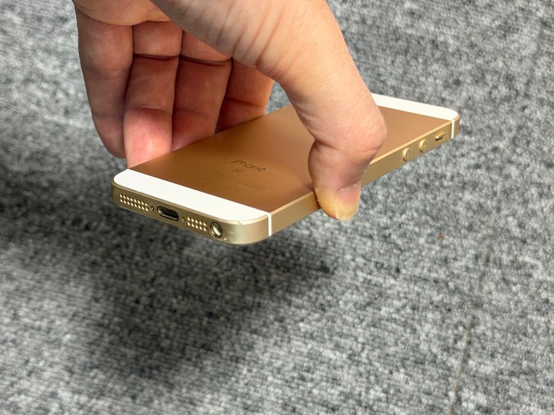 iPhone SE (第1世代) Gold 32 GB Y!mobile