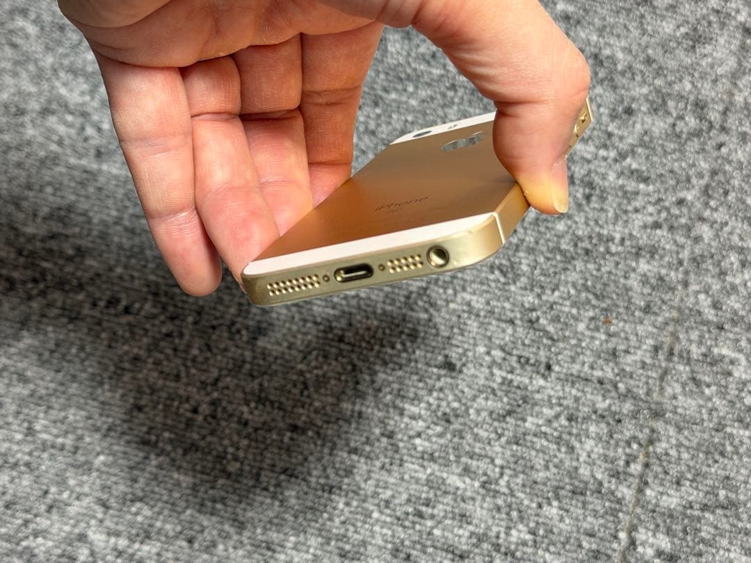 iPhone SE (第1世代) Gold 32 GB Y!mobile