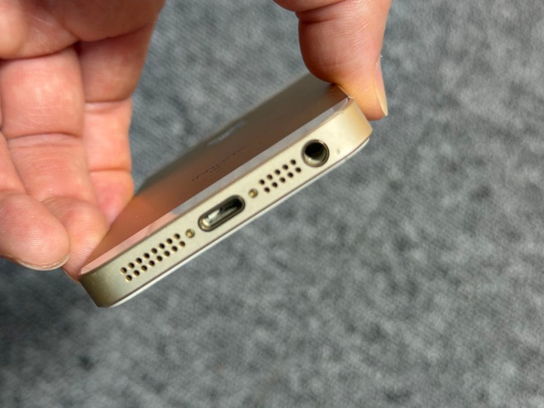 iPhone SE (第1世代) Gold 32 GB Y!mobile