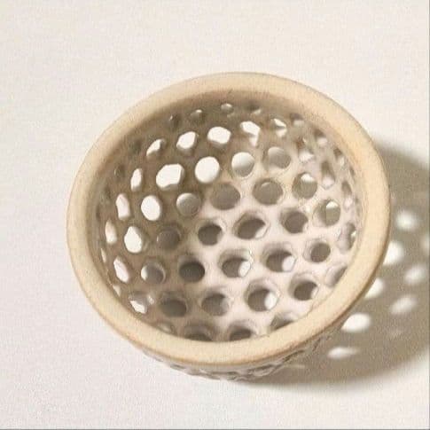 未使用美品 萩焼 誠心窯 石川誠心 香炉 共箱 栞 透かし彫り 香炉 三足