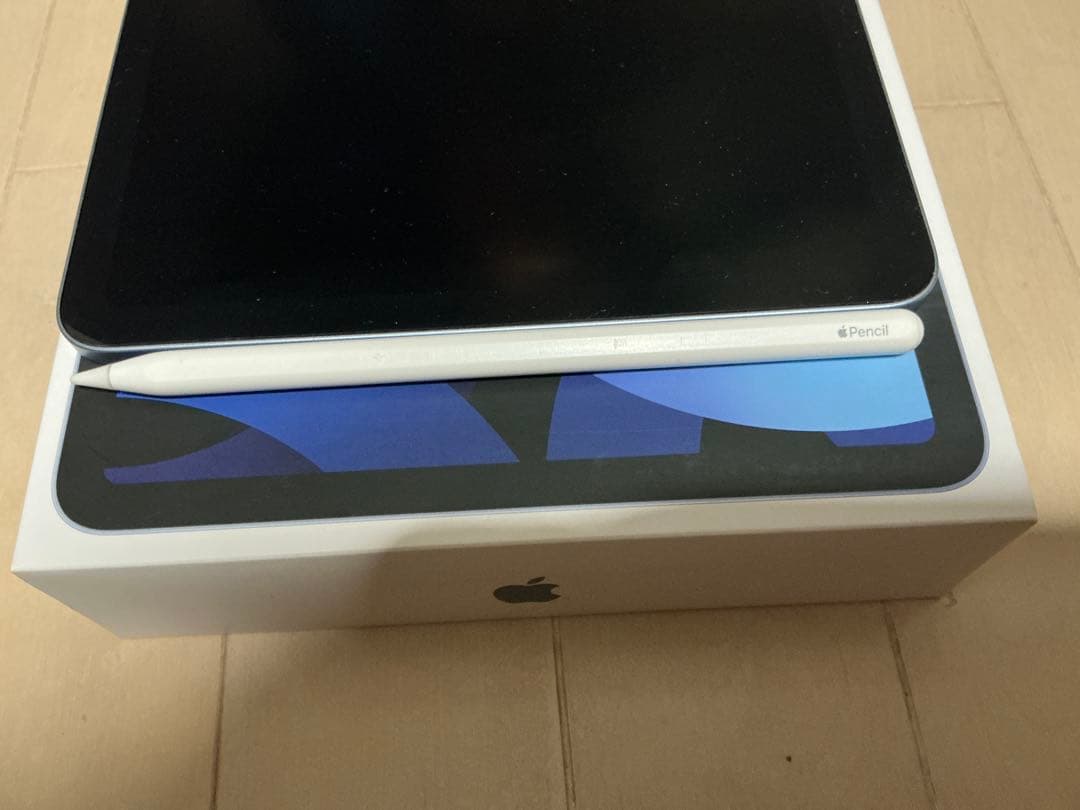 Apple iPad Air 本体　Apple pencil付