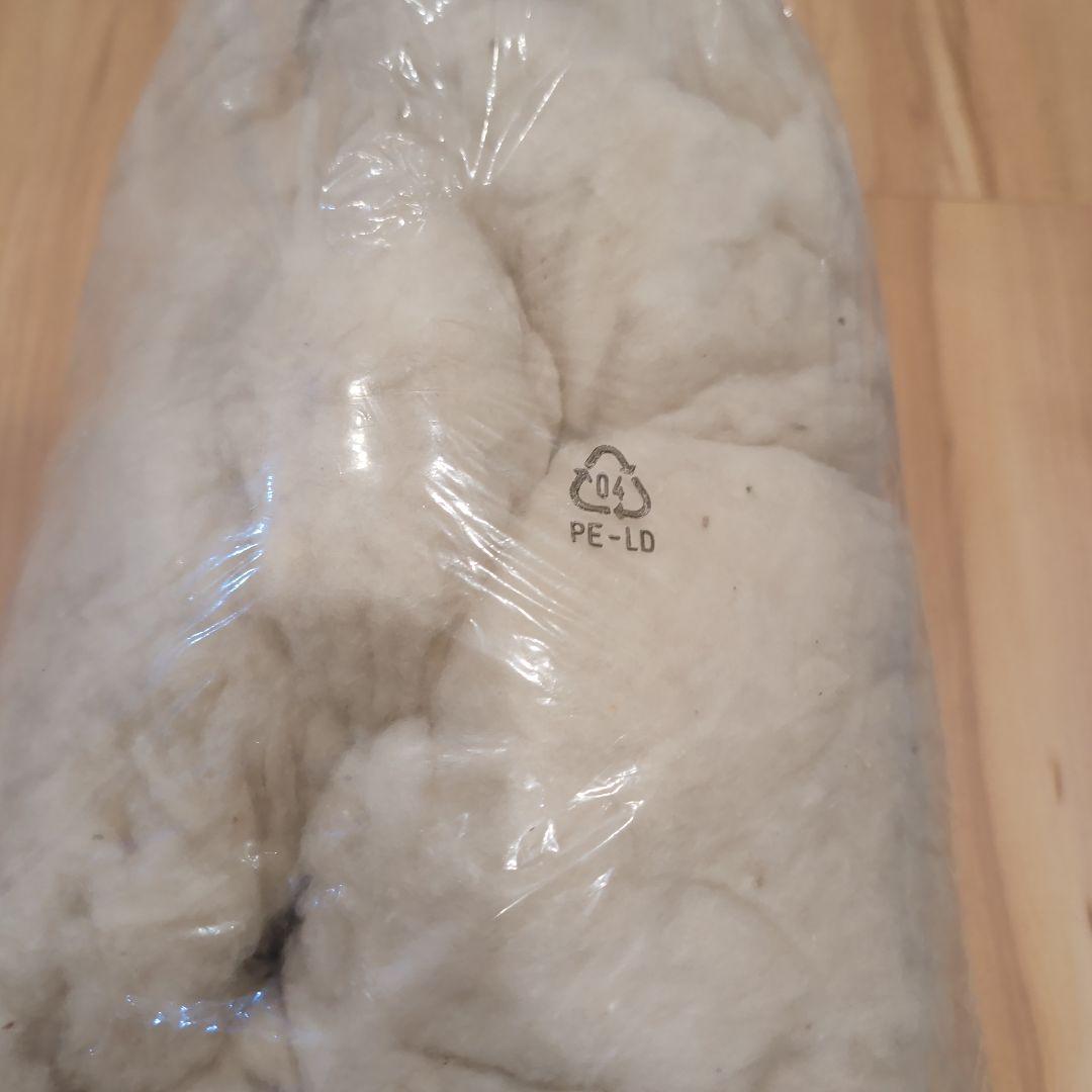 手芸用　羊毛　1キロ　未使用