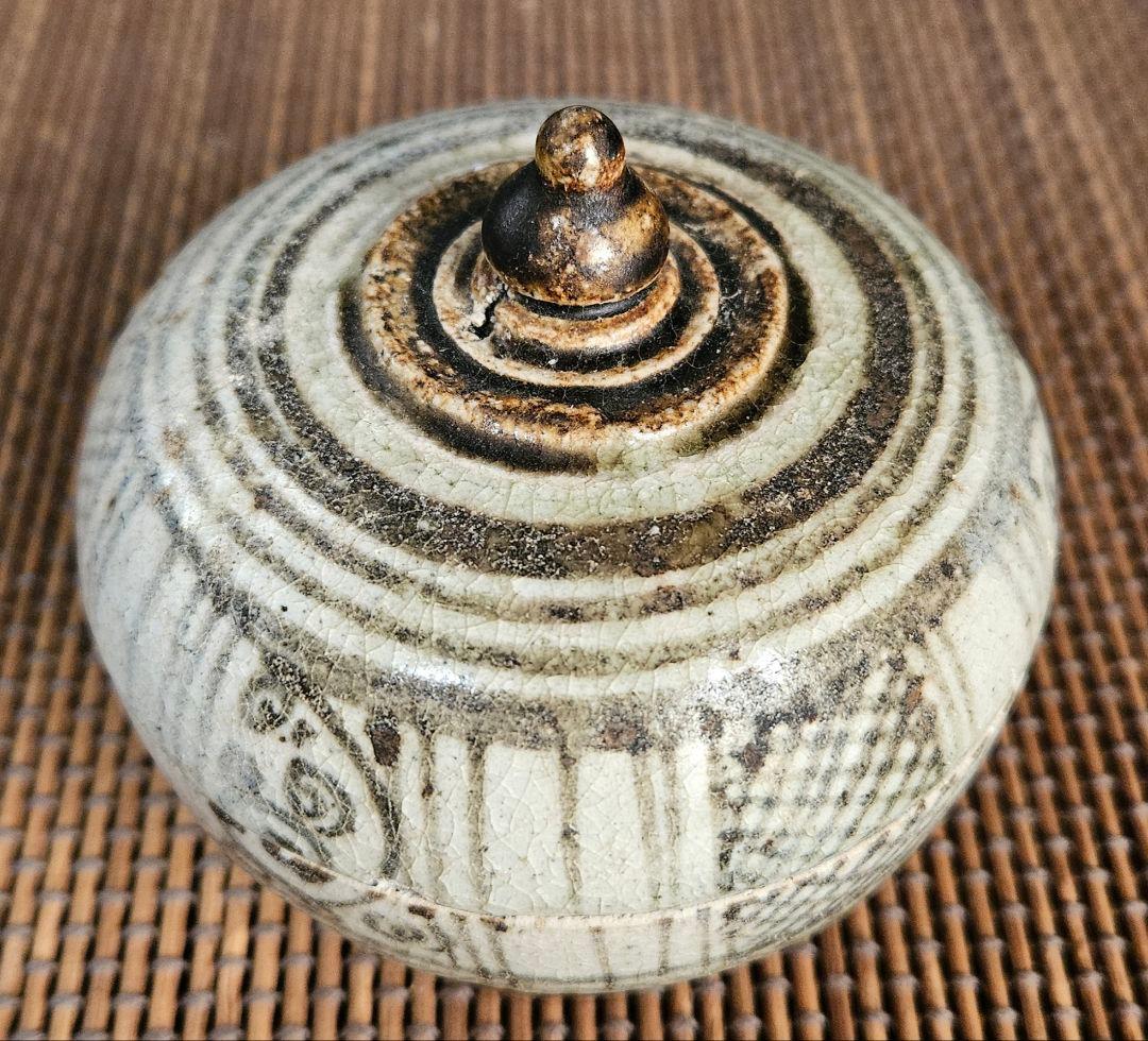 【名品❗】16世紀　タイ古陶磁器　スワンカローク窯　宋胡録　鉄絵　合子　蓋物