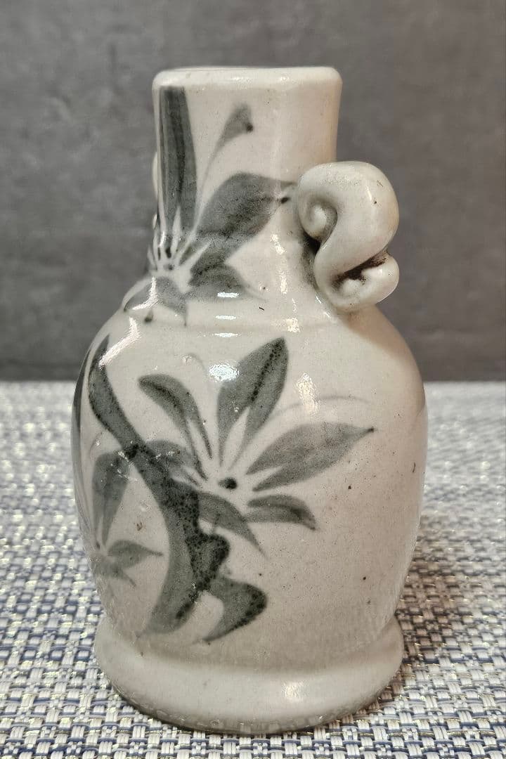 江戸時代中期頃　古伊万里　染付　葉文様 紅葉文様　双耳　花入れ　花生け　波佐見焼