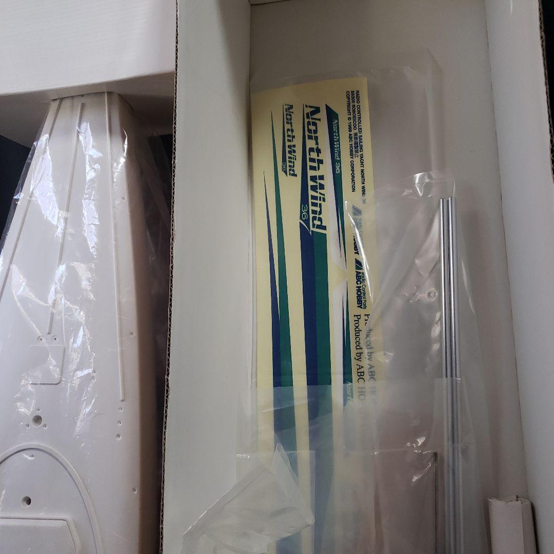 新品未使用North Wind 36-600 セミスケールセーリングヨット