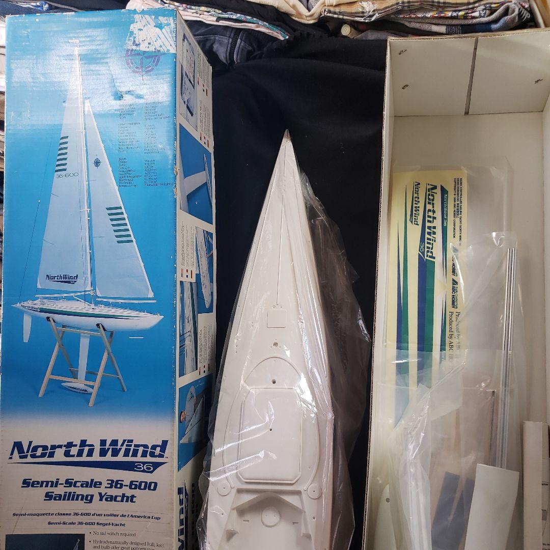 新品未使用North Wind 36-600 セミスケールセーリングヨット