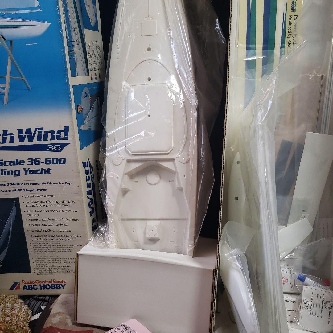 新品未使用North Wind 36-600 セミスケールセーリングヨット