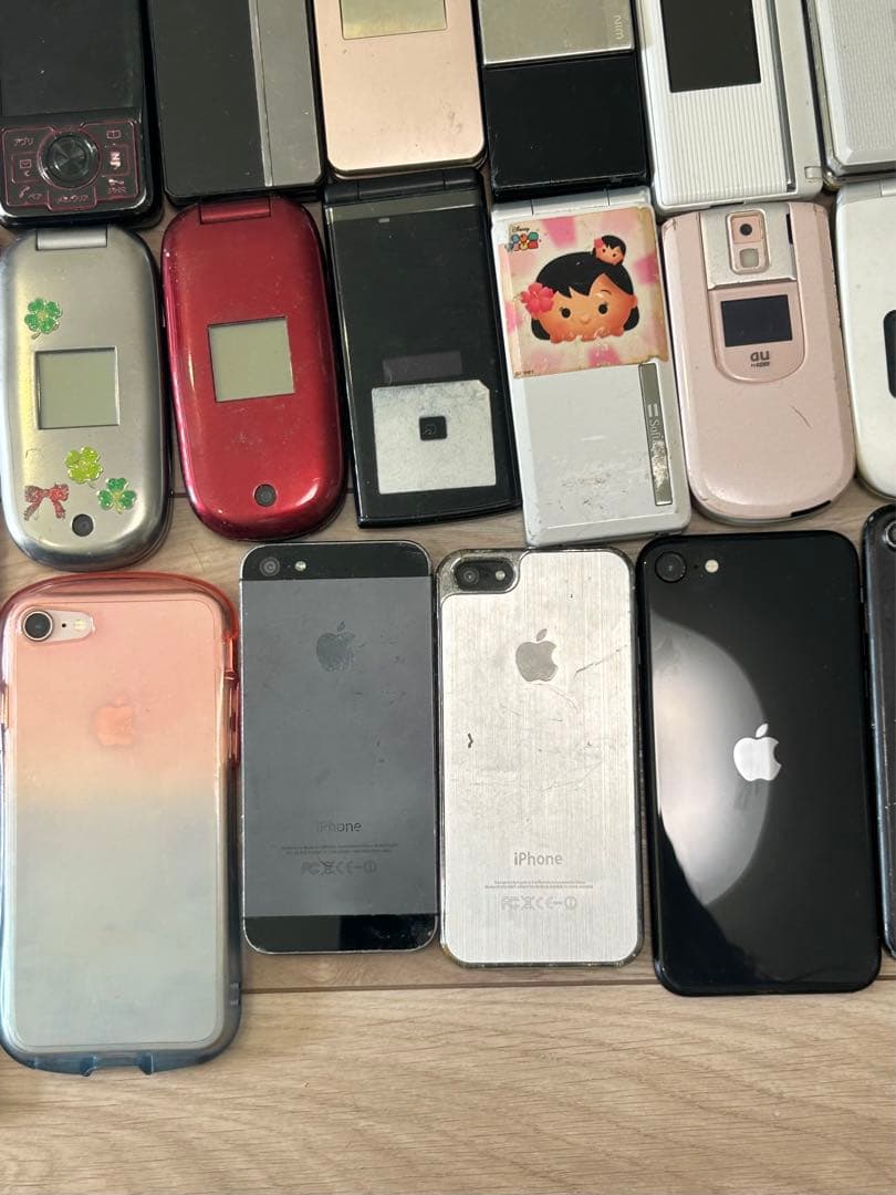 iPhone 28台、ガラ系151台、Android56台のセット　ジャンク
