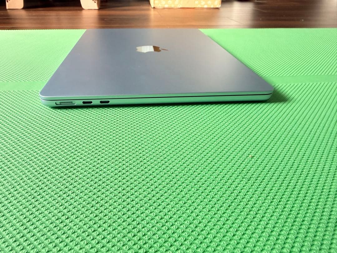 MacBook Air 13インチ Apple M4チップ 1T/32G