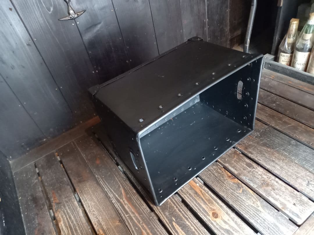 1960's　ヴィンテージ　ファイバー　アイアン　キャリー　ボックス　配達箱