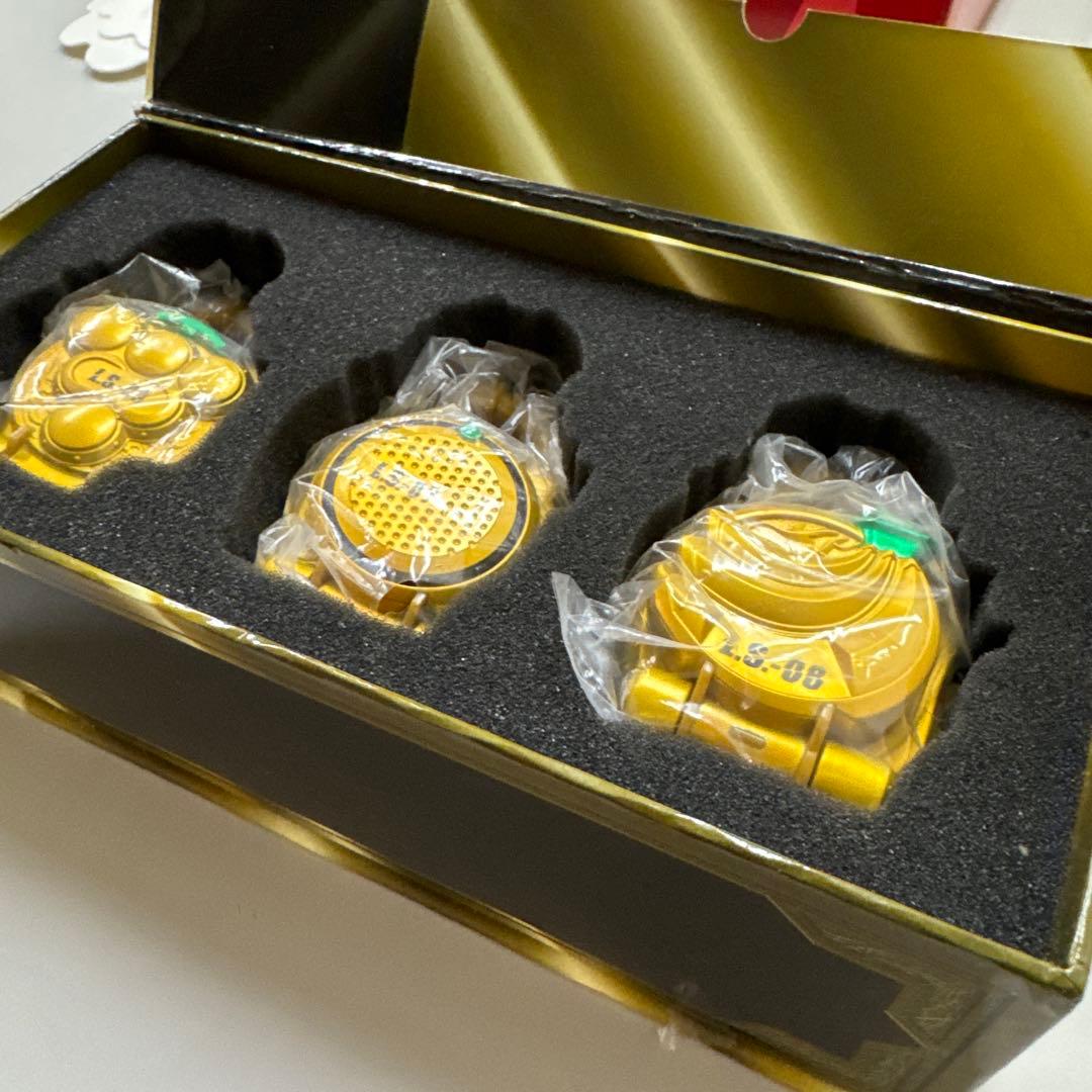 希少品　仮面ライダー鎧武 ゴールド変身ベルト3個セット