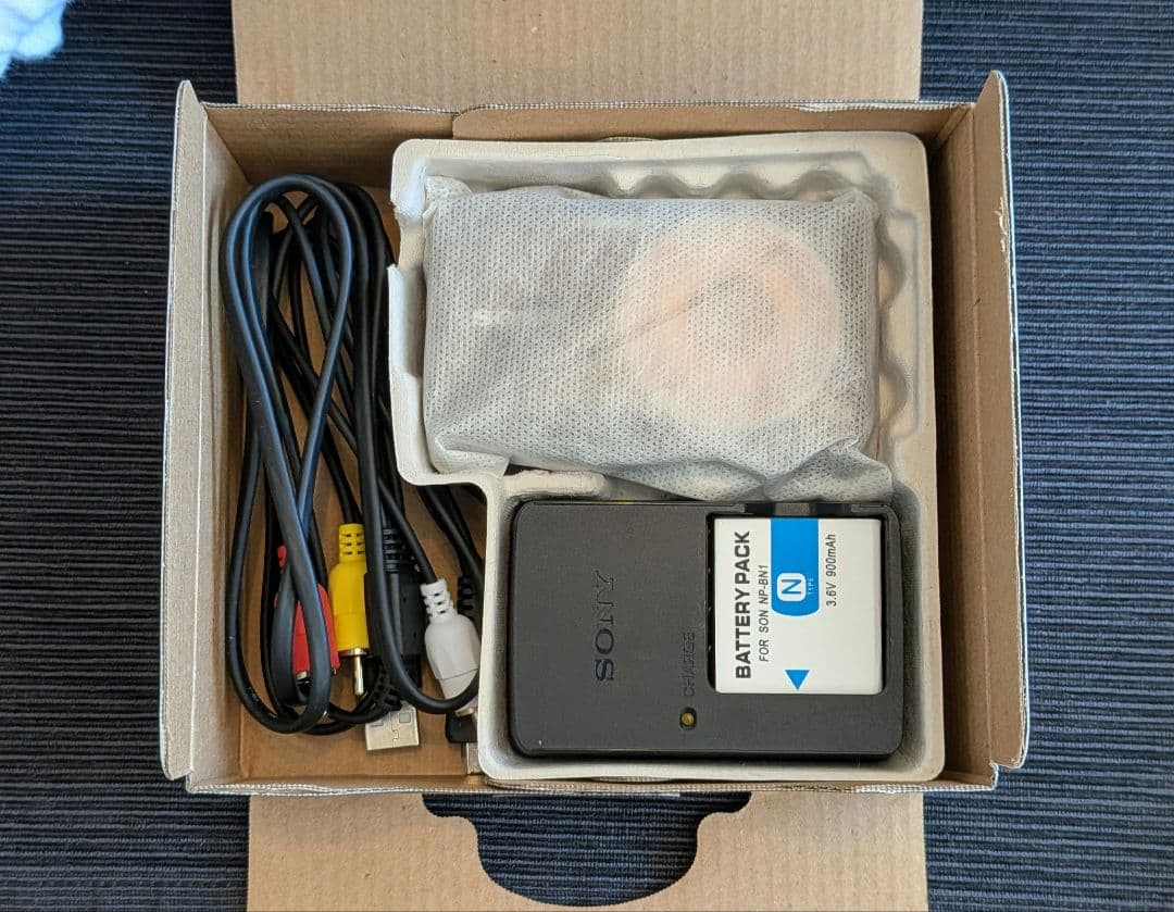 ■ 美品 ■ ソニー　SONY Cyber-shot DSC-WX5 ブラウン