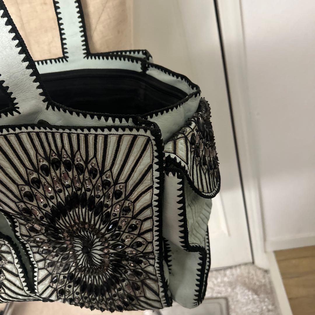 BUBA 幾何学模様刺繍ボストンバッグ