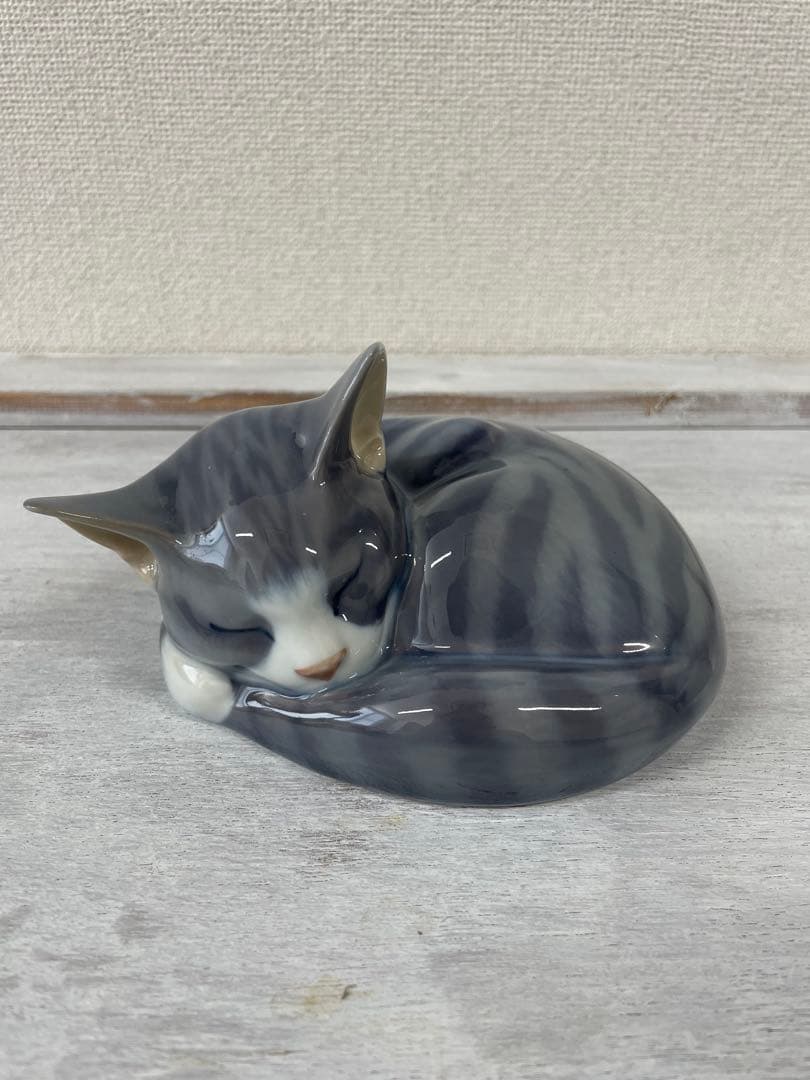 最終お値下げ　希少ロイヤルコペンハーゲン フィギュリン ねむり猫