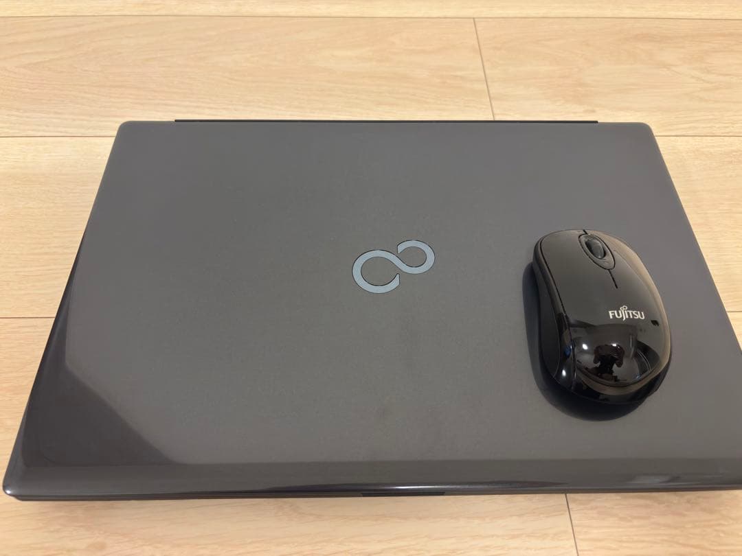 富士通 LIFEBOOK ノートPC