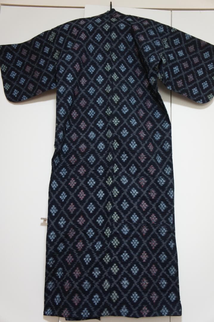 絣の着物　色柄　大人用　上品　J-9