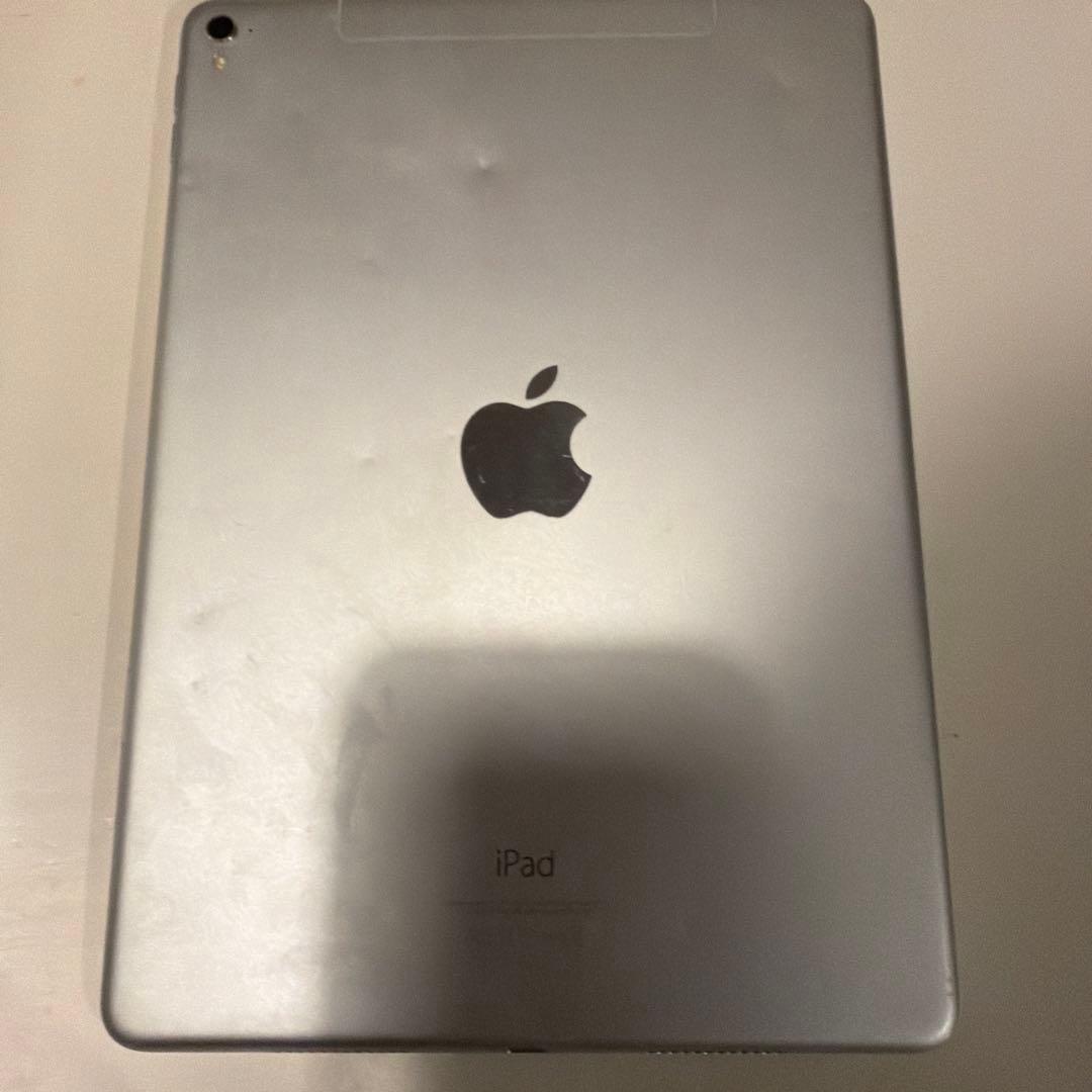 Apple iPad Pro 9.7インチWi-Fi+Cellular 32GB