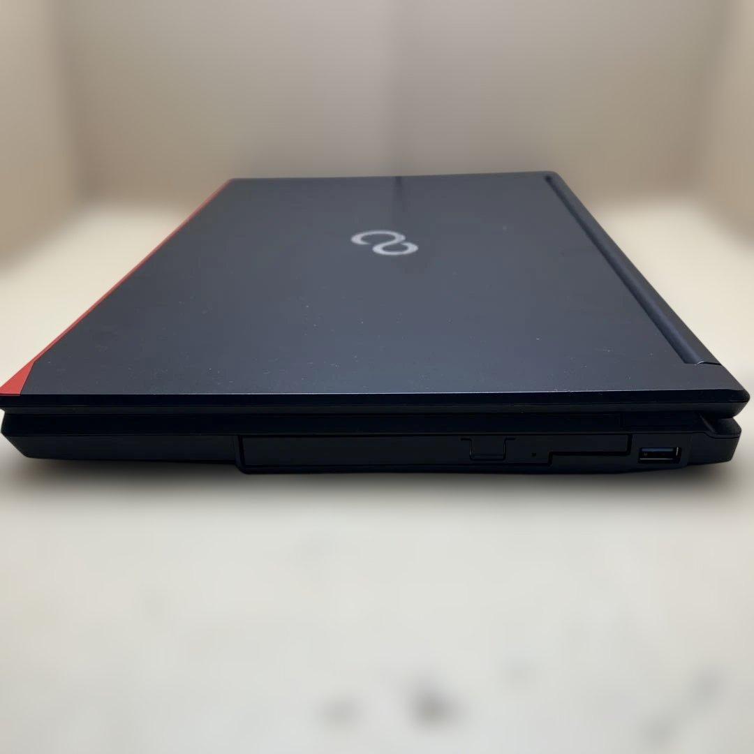 富士通 LIFEBOOK A577/S i5-7300U