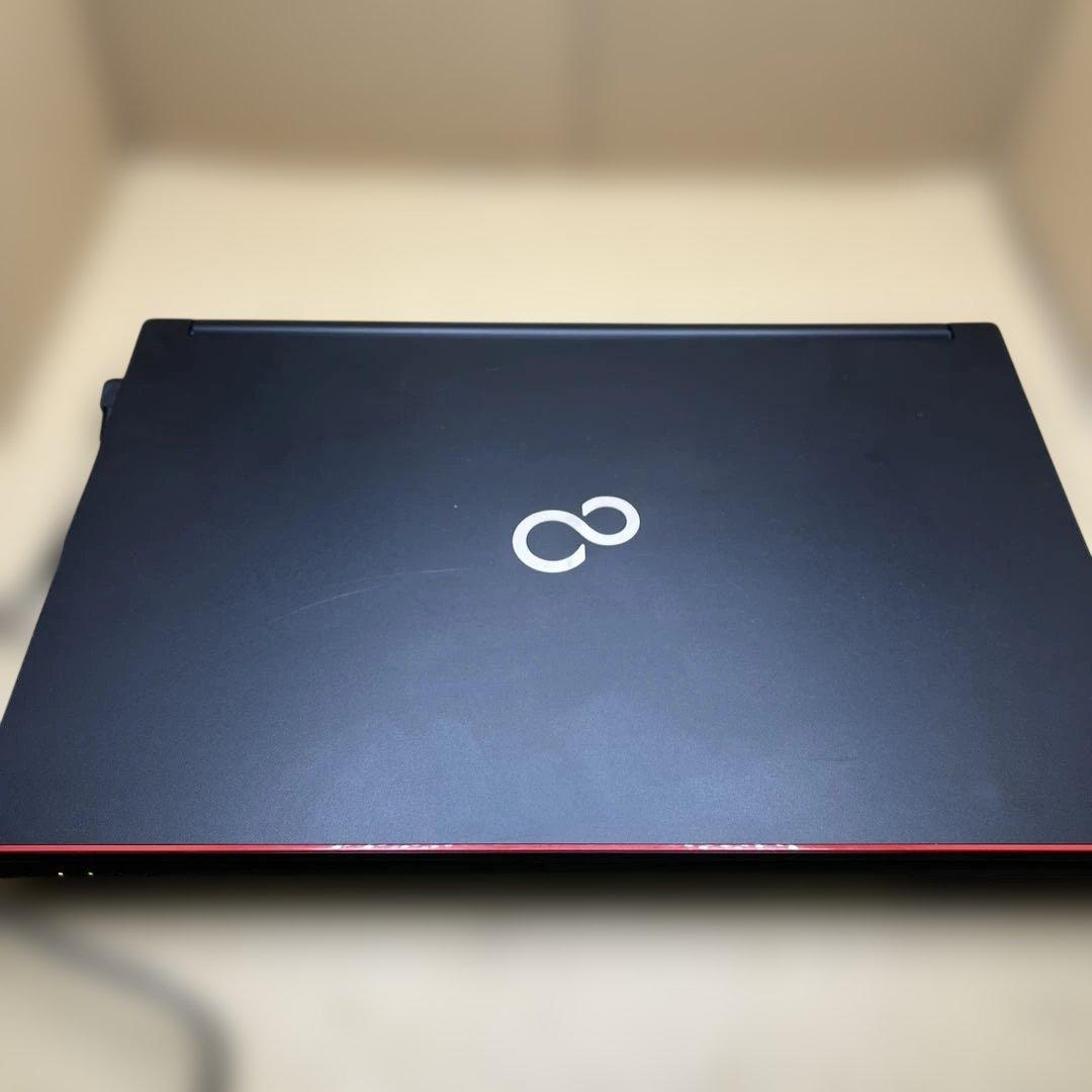 富士通 LIFEBOOK A577/S i5-7300U