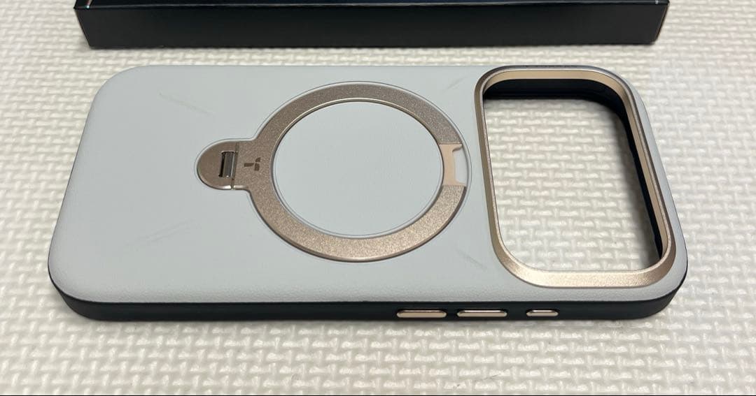 TORRAS iPhone17Pro 360°回転 MagSafe ケース