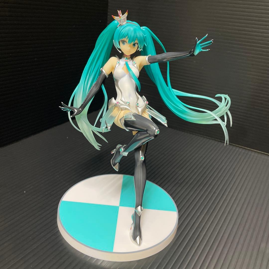 十河信成　レーシングミク 2013 ver. 1/8 完成品フィギュア