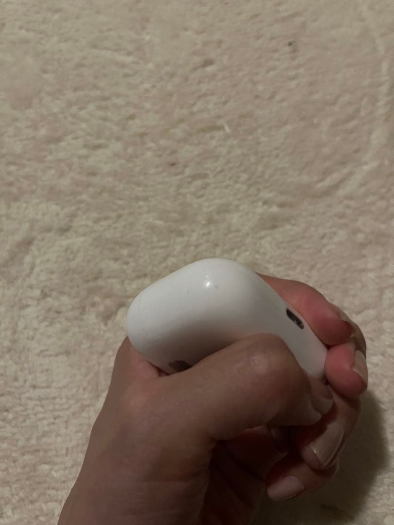 第一世代　AirPods Pro ワイヤレスイヤホン 本体