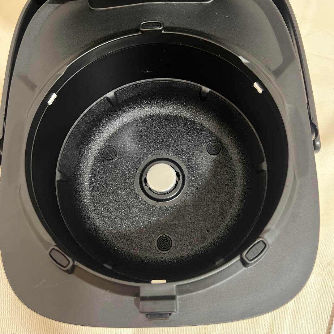 【美品】Panasonic IH炊飯器 SR-FE101 ブラック