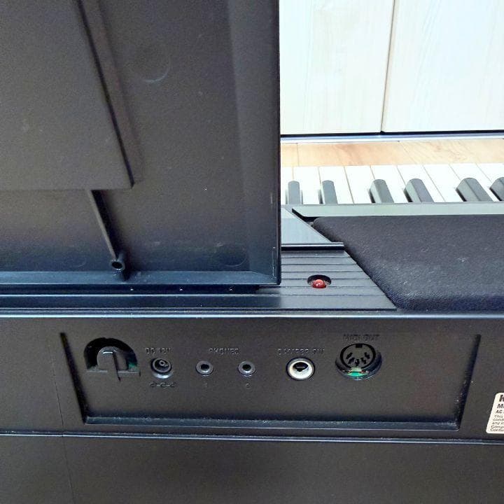 KORG 電子ピアノ SP-170S 88鍵 ブラック 動作確認済み 譜面台付き