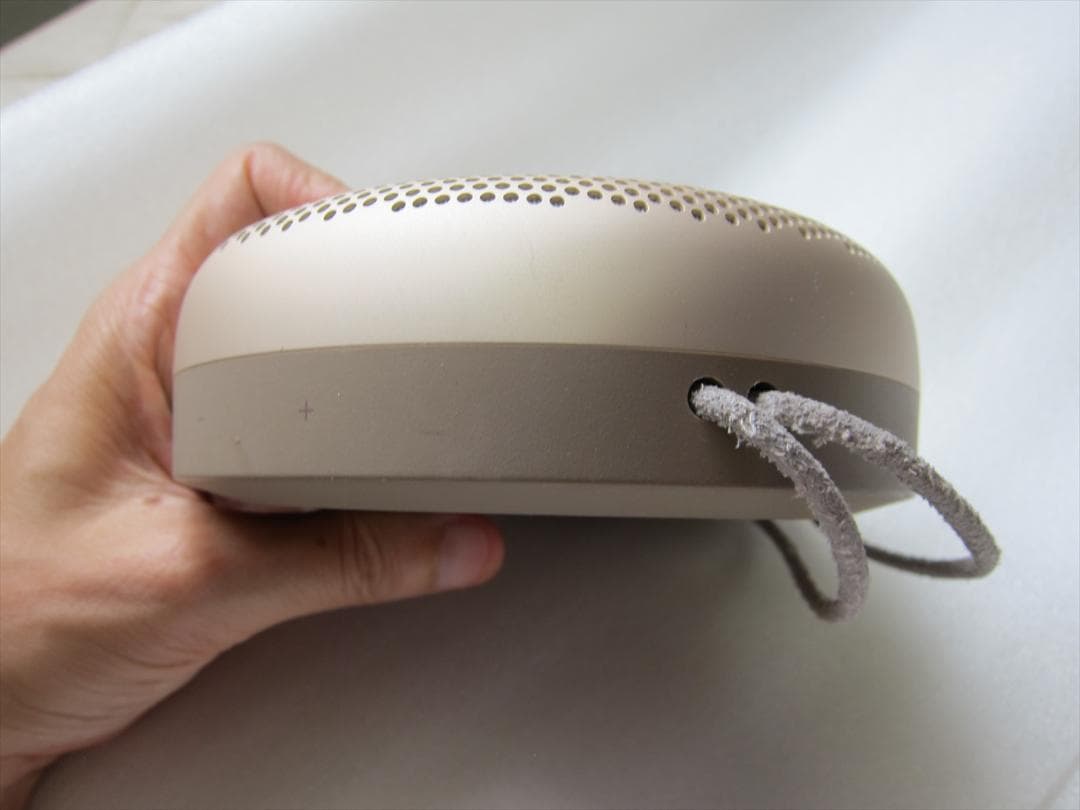 Bang&Olufsen Beosound A1 ワイヤレススピーカーb&O