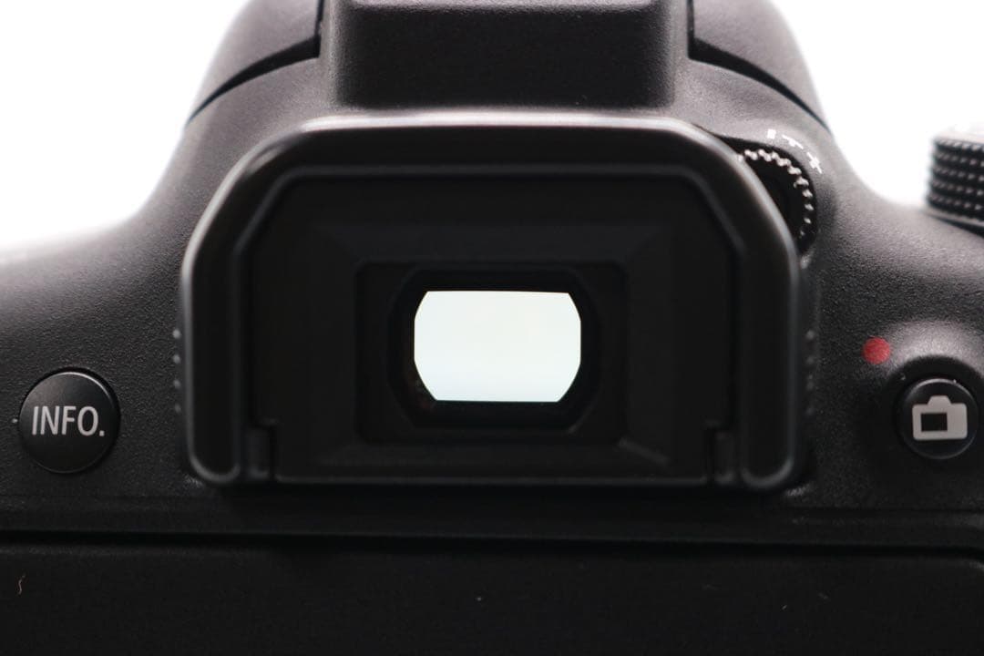超美品 【Canon EOS Kiss X8i ダブルレンズセット】 安心保証◎