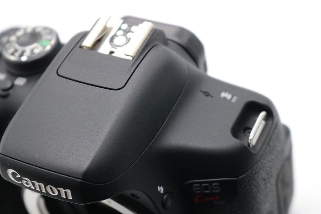 超美品 【Canon EOS Kiss X8i ダブルレンズセット】 安心保証◎