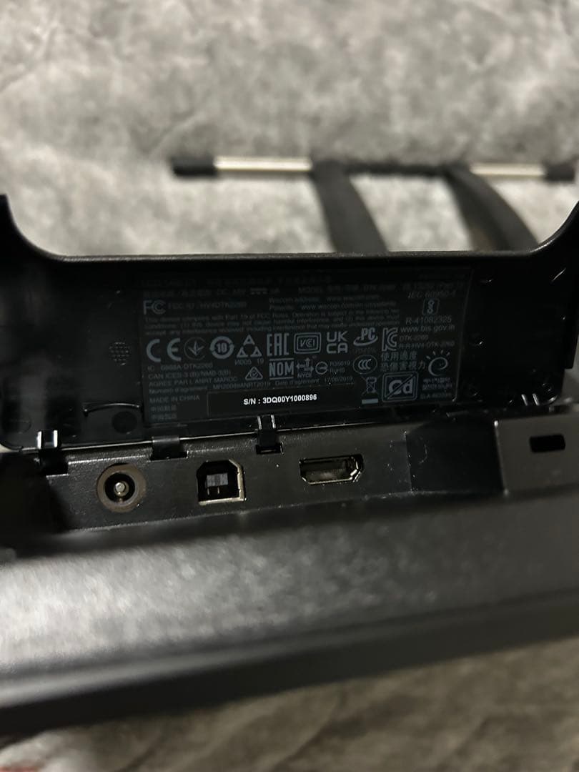 Wacom Cintiq 22 FHD ブラック DTK 2260 K1D