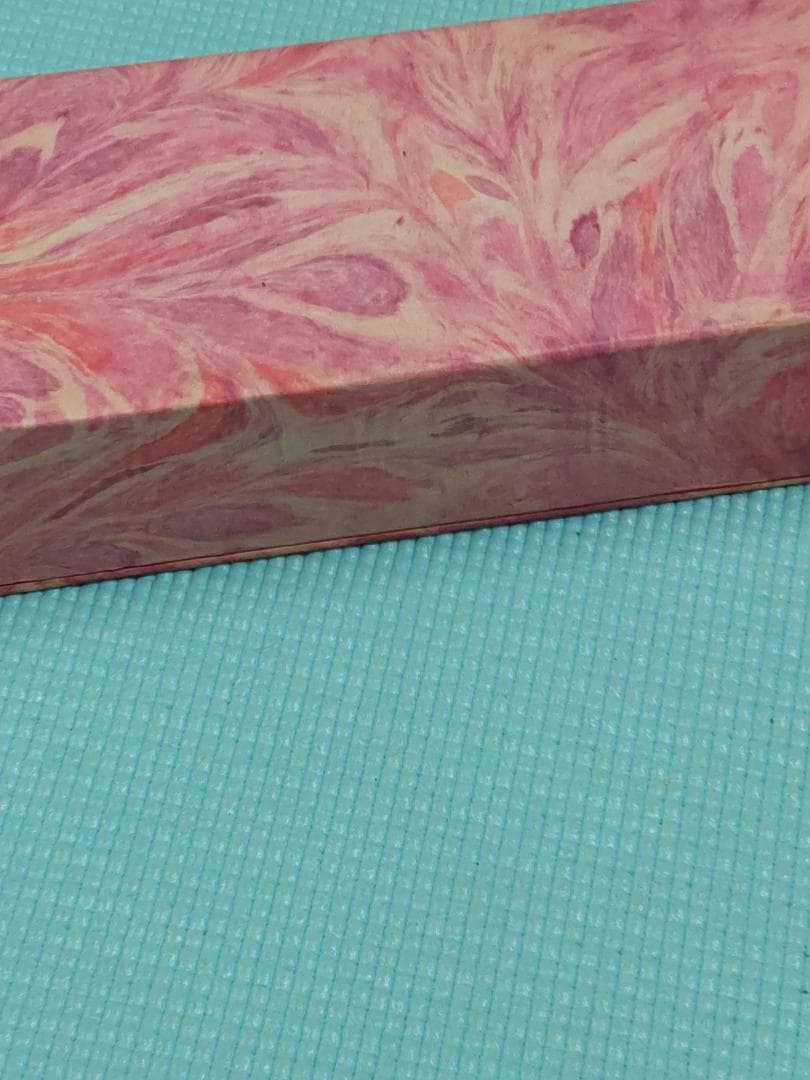 薔薇　バラの花　枯れない薔薇　ゴールドローズ　タイチェンマイ　オーキッドファーム