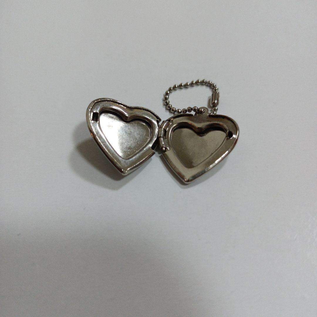 サンリオ　メゾピアノ　平成レトロ　ベリエちゃん　 チャーム　プレミアムマスコット