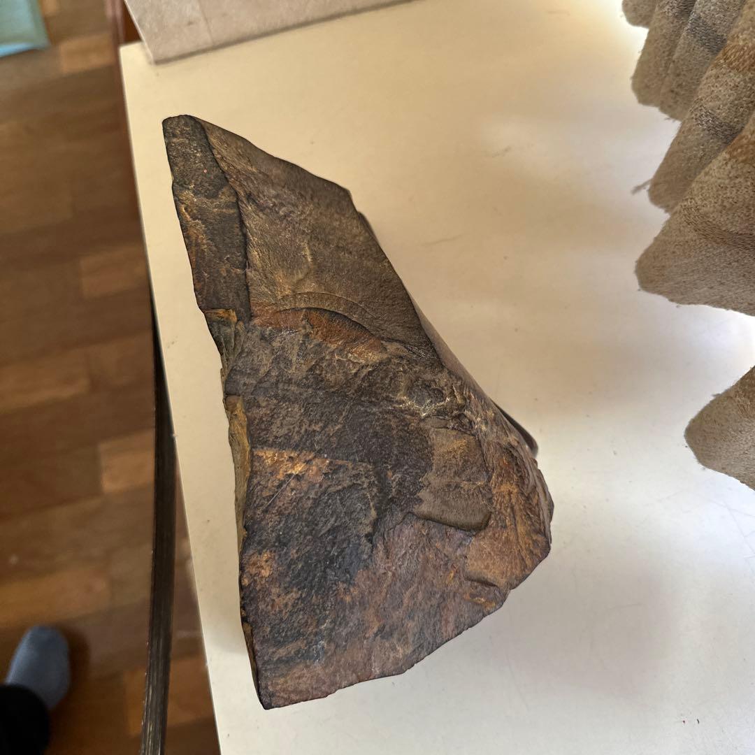 天然石の置物 茶色 不規則形状