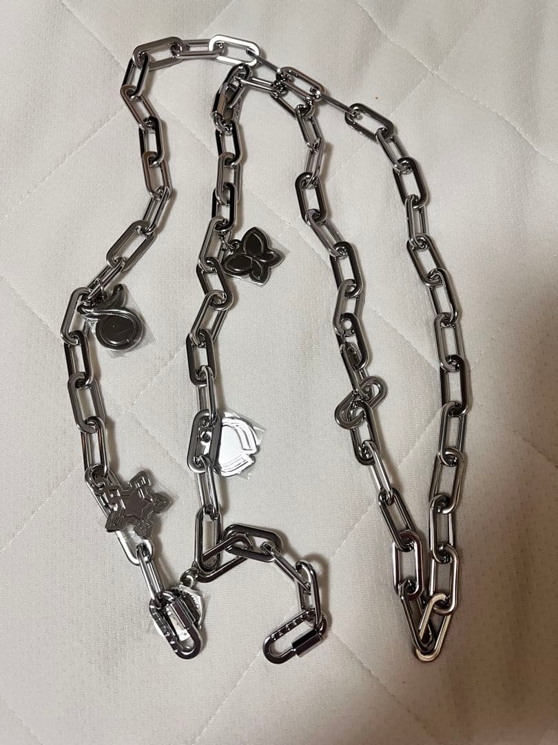 CASETiFY aespa メタルチェーン