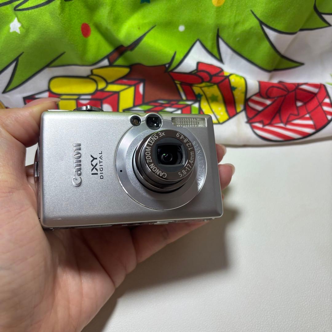 Canon IXY Digital 70 シルバー