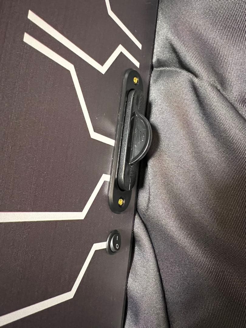 ドン・ペリニヨン LEDアタッシュケース