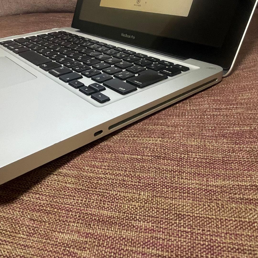 MacBook Pro 2012 /13.3 映像出力ケーブル付き