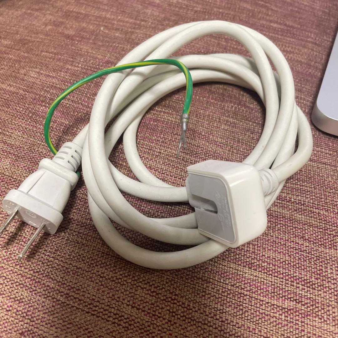 MacBook Pro 2012 /13.3 映像出力ケーブル付き