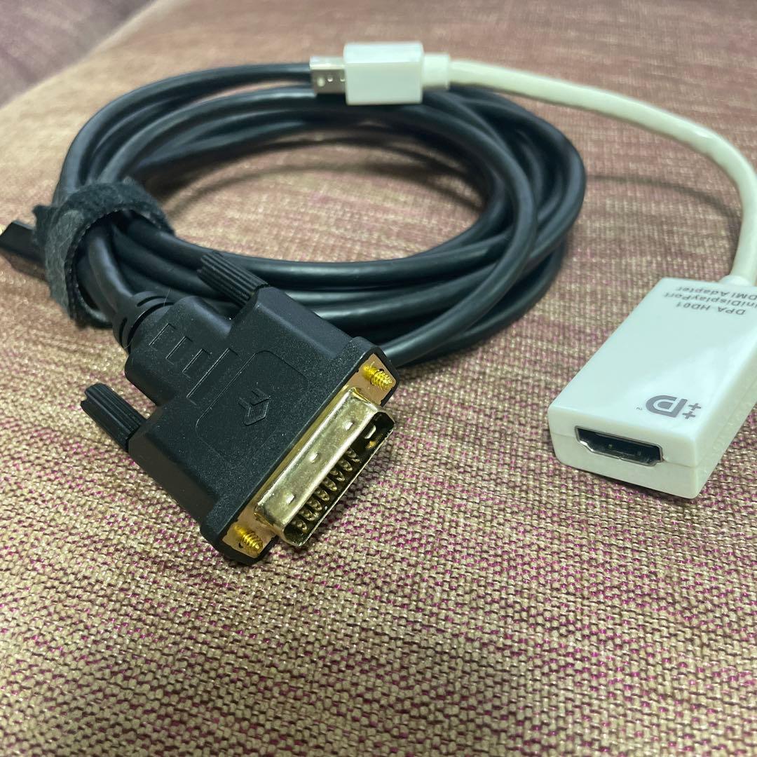 MacBook Pro 2012 /13.3 映像出力ケーブル付き