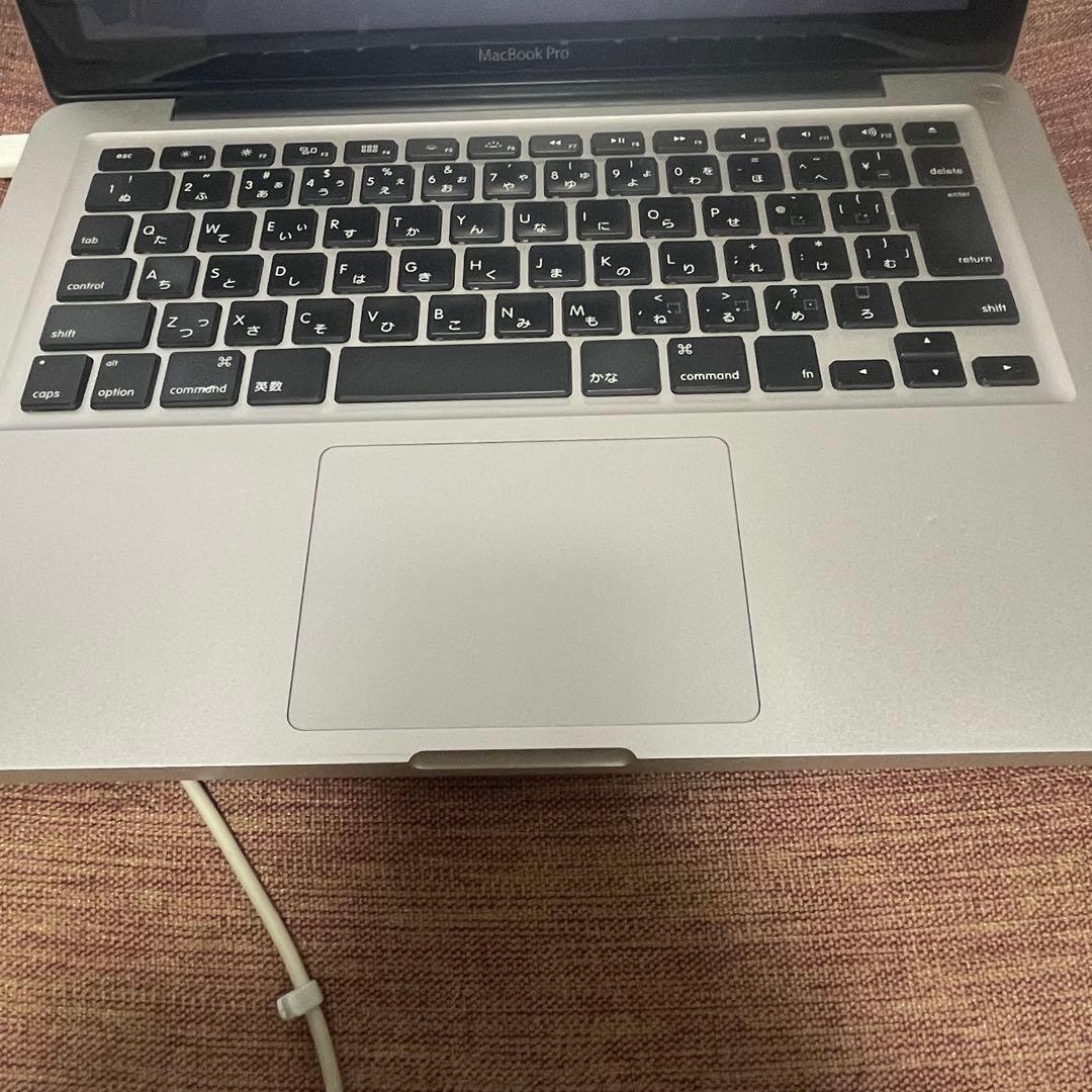 MacBook Pro 2012 /13.3 映像出力ケーブル付き