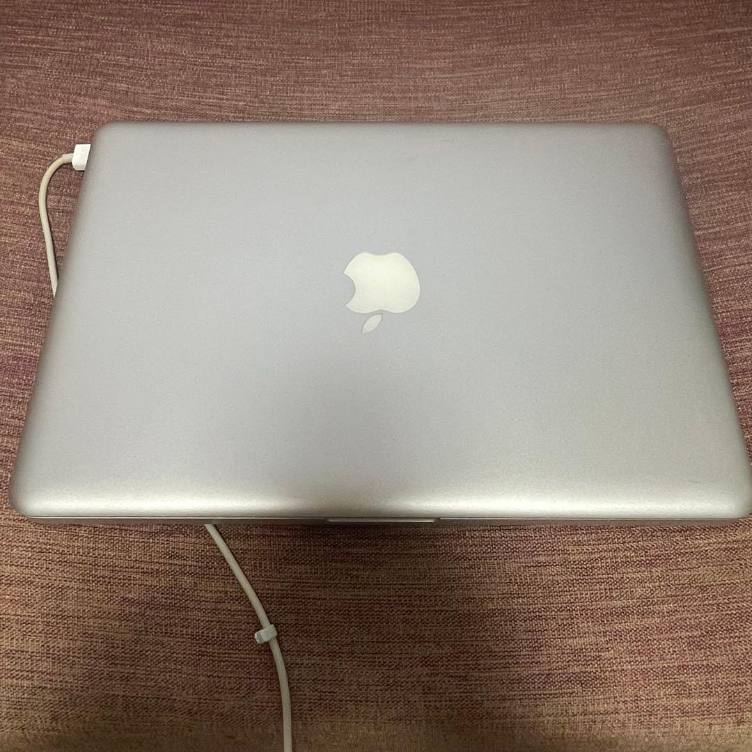 MacBook Pro 2012 /13.3 映像出力ケーブル付き