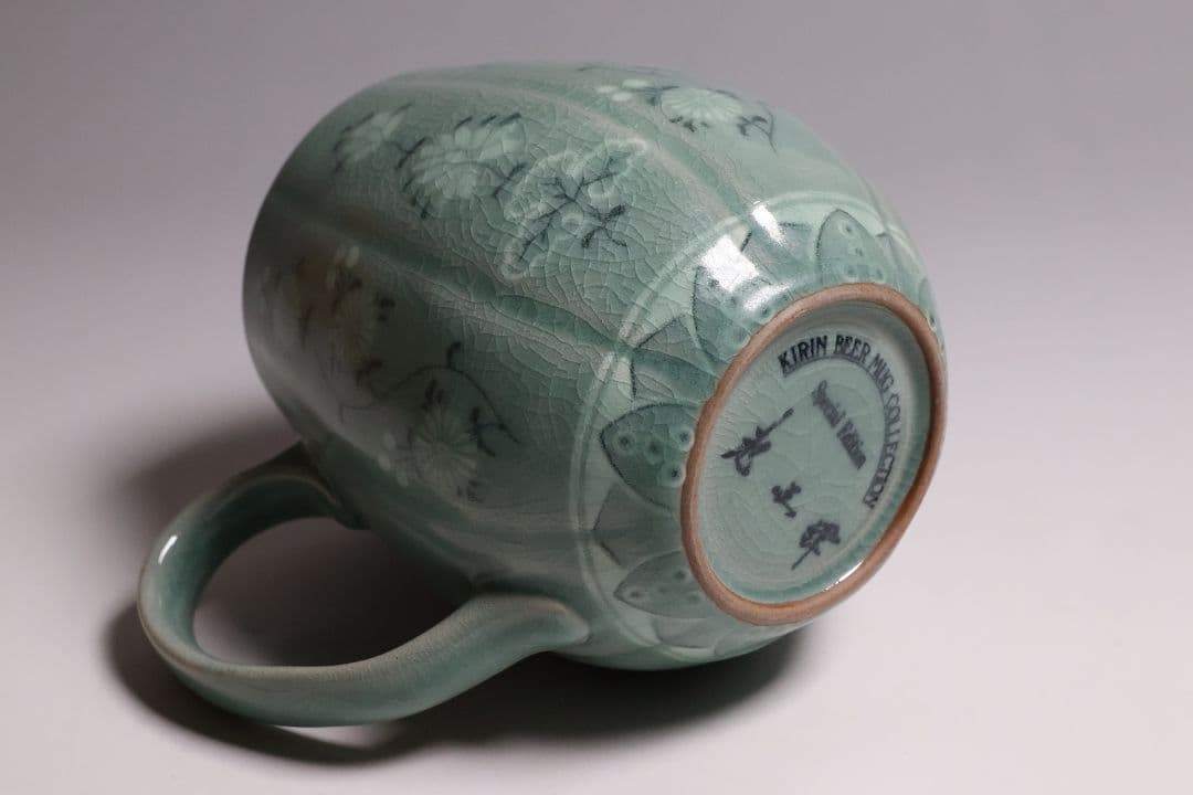 池順鐸 高麗青磁象嵌 蓮菊文 麦酒杯 キリンビアマグコレクション CM176