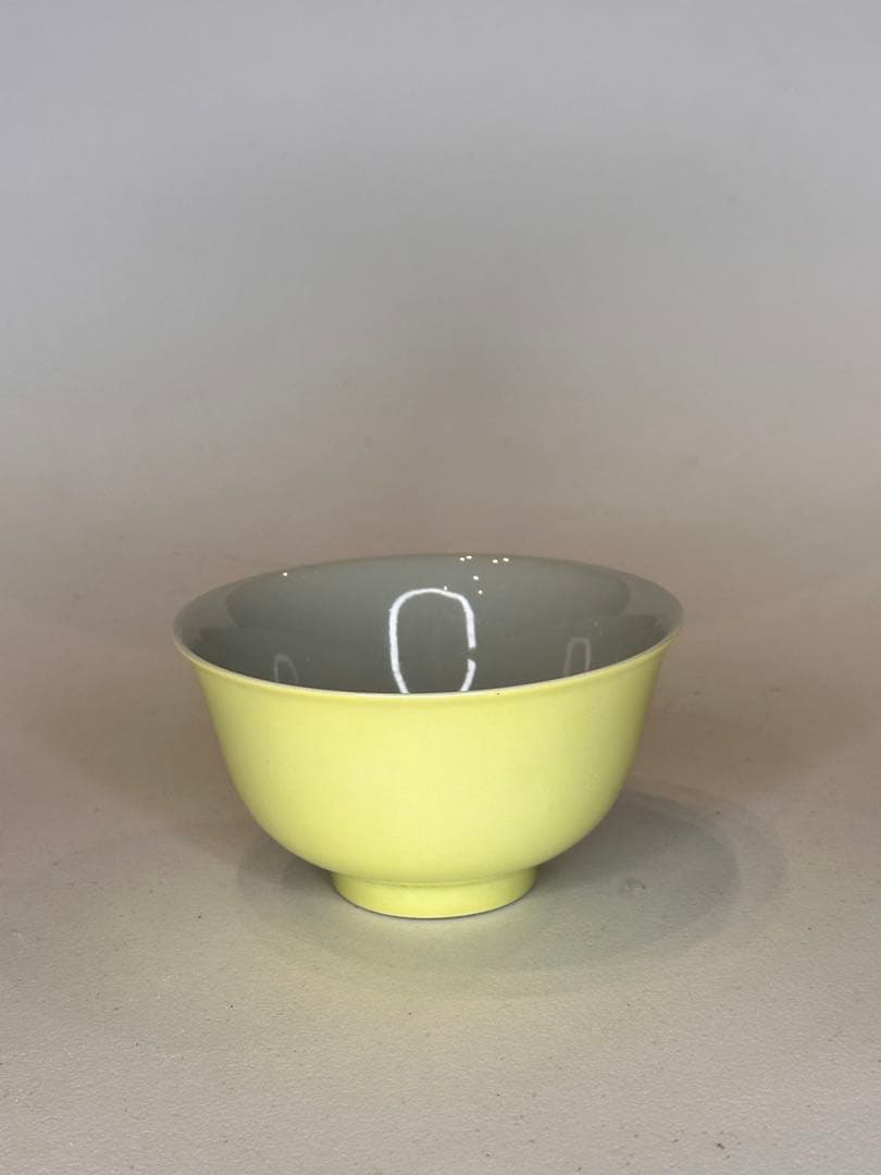 希少品 清時代 在銘 大清乾隆年制黄釉 小茶碗　茶杯　中国美術
