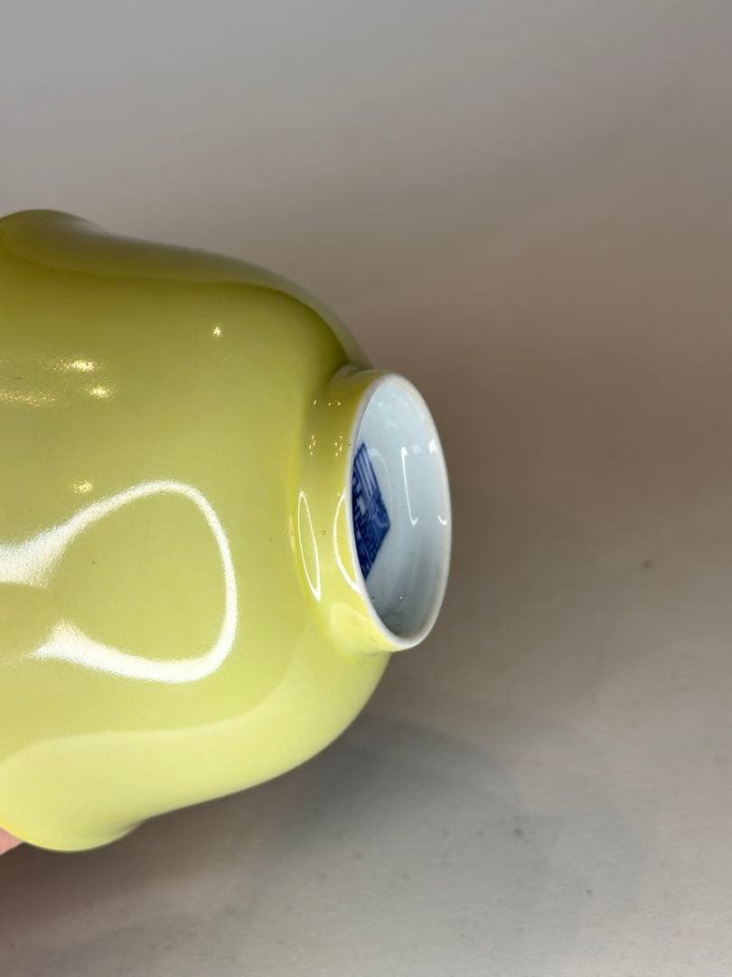 希少品 清時代 在銘 大清乾隆年制黄釉 小茶碗　茶杯　中国美術