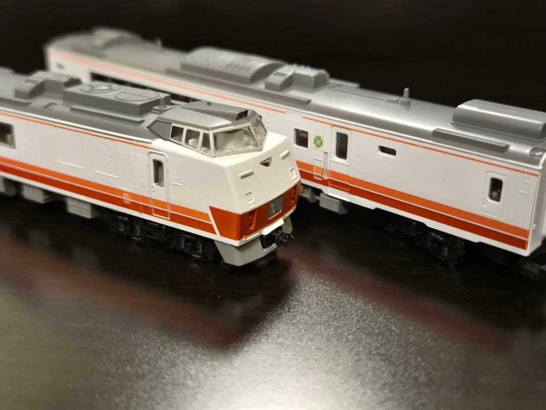 キハ183系特急ディーゼルカー(新塗装)７両セット　TOMIX
