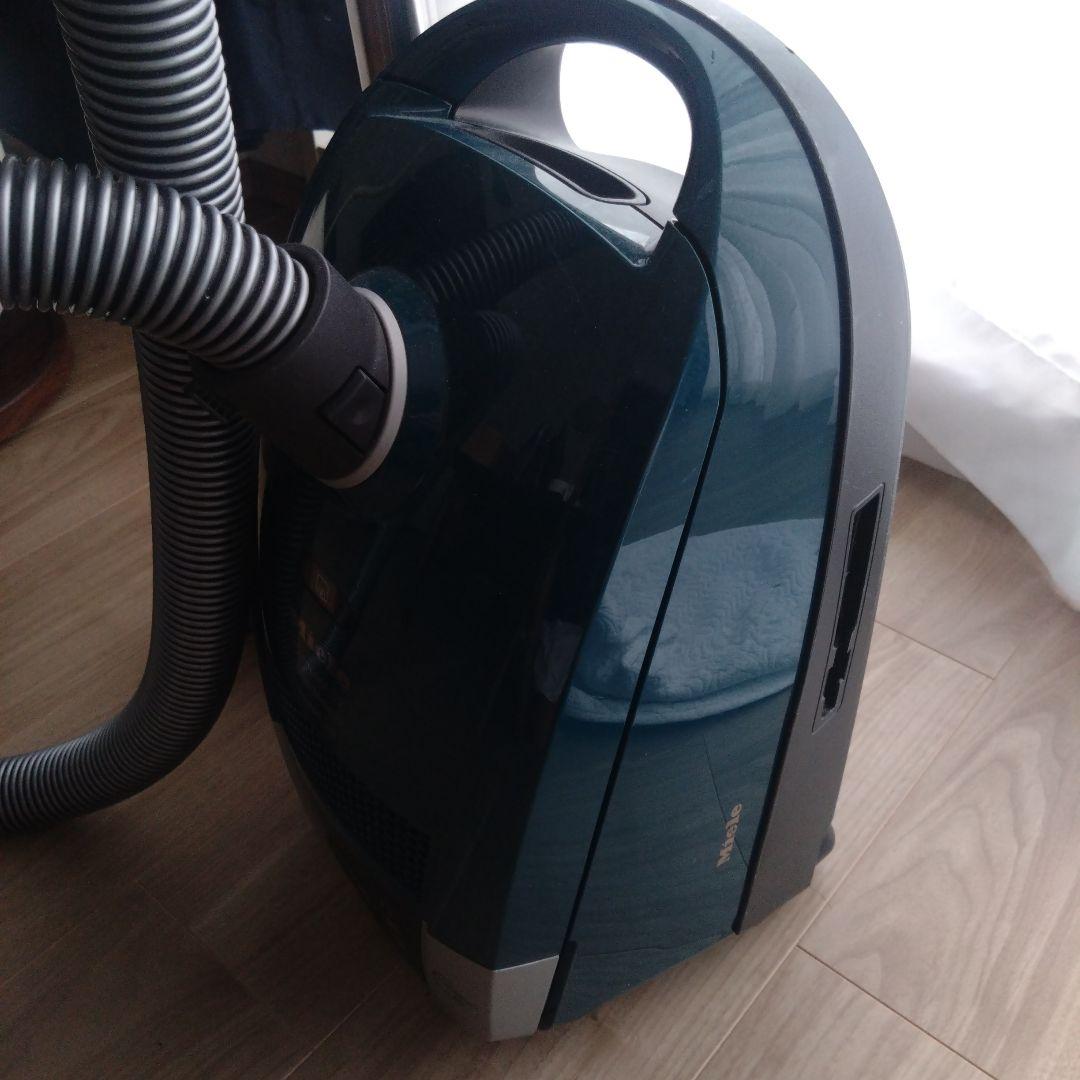 Miele ミーレ　キャニスター掃除機